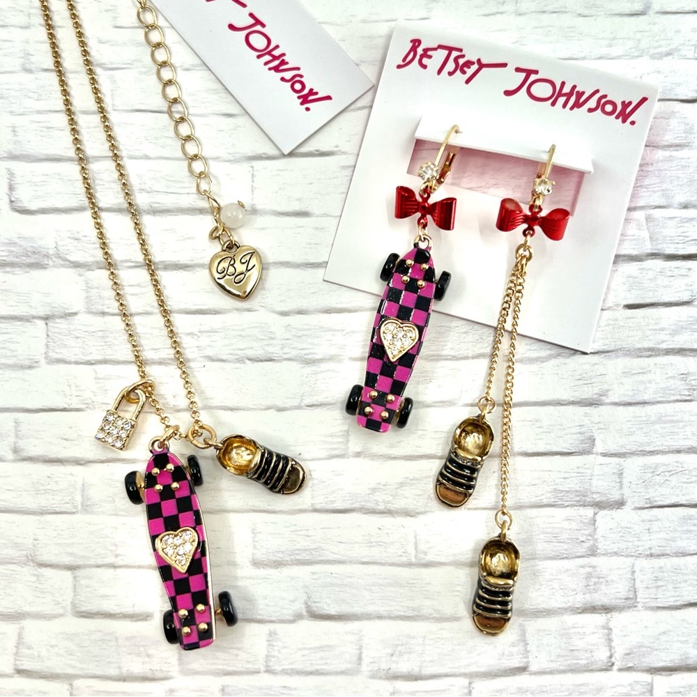 Betsey Johnson ‘Back to Cool’ Skateboard Necklace & Mismatch Earrings Set NWT!